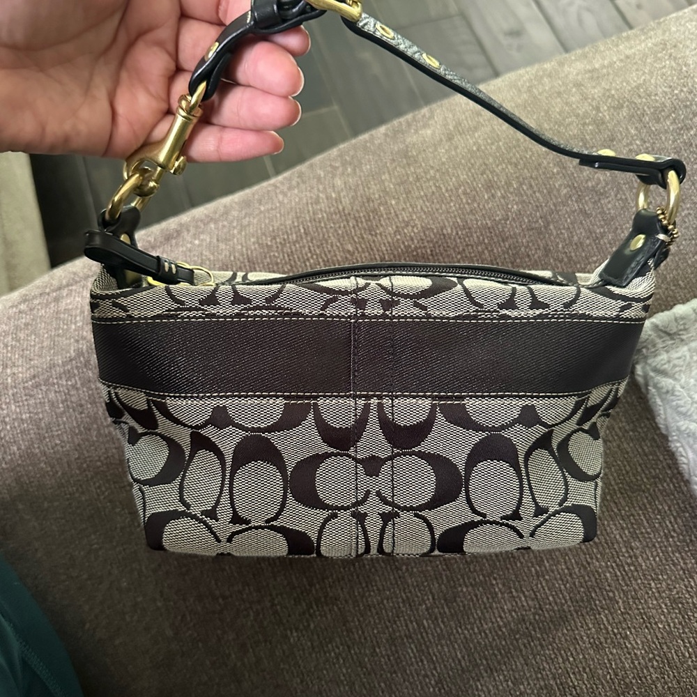 Vintage coach pouchette